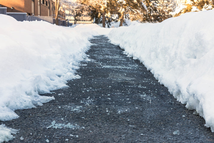 Why Should You Opt for Eco-Friendly Ice Melts?