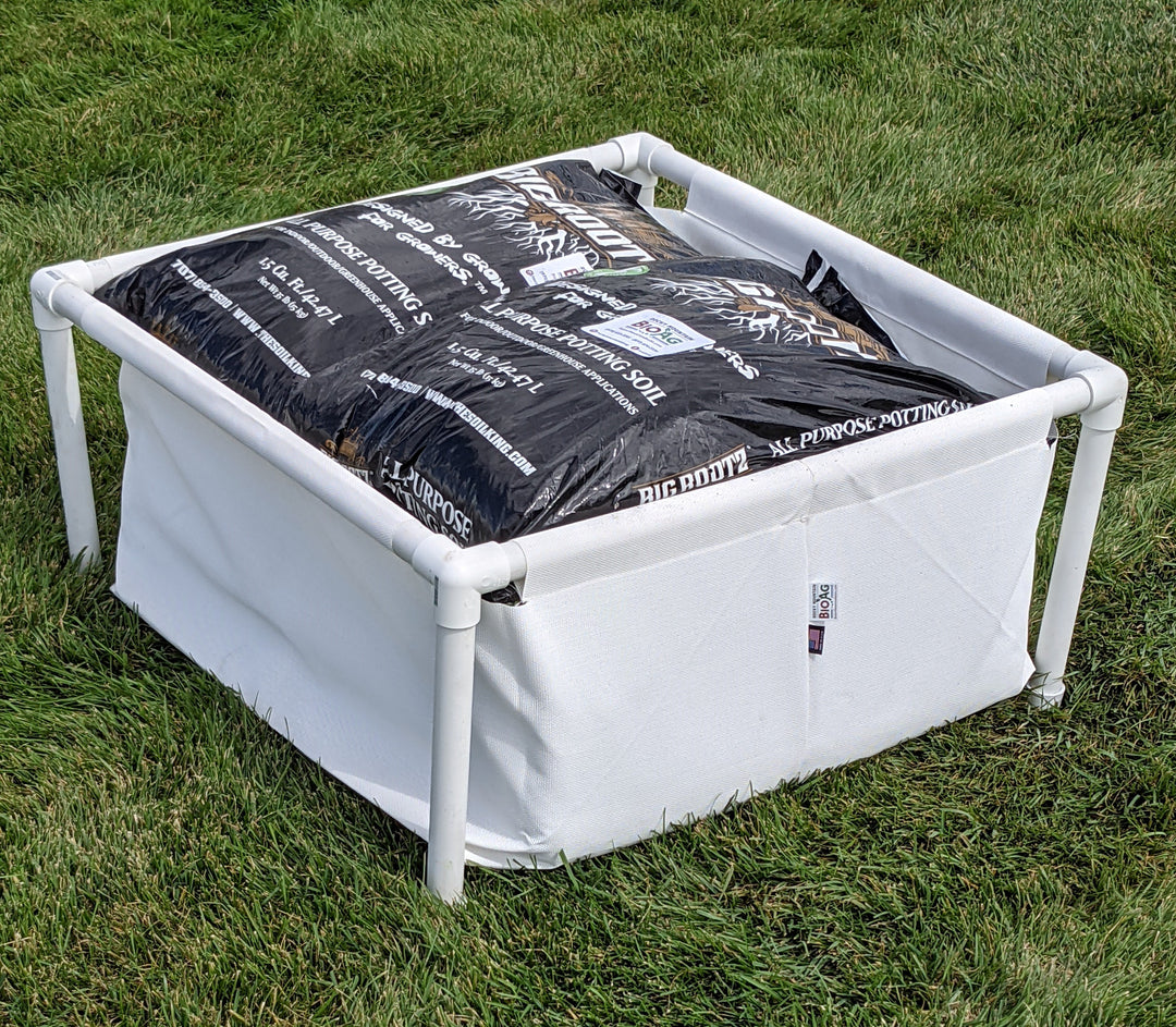 32x32 Rain Science Grow Bed with Soil Bags